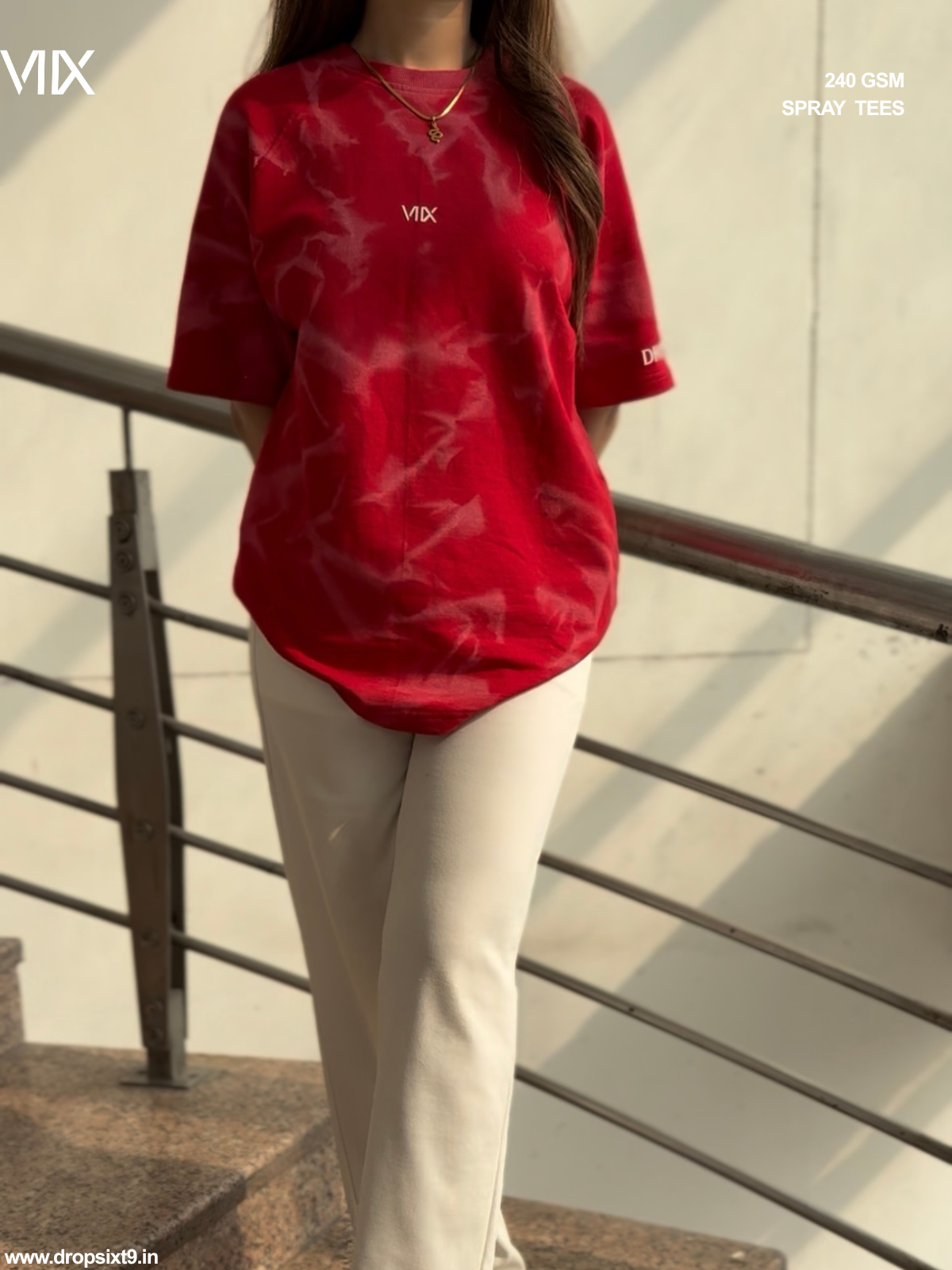 The White Cloud on a Red - Unisex Oversized T-shirt